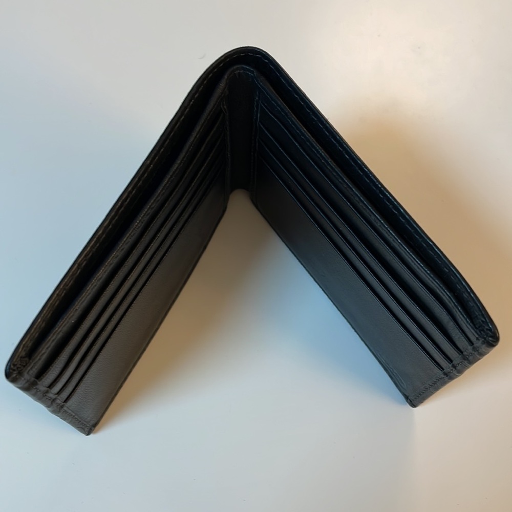 Coach leather bifold wallet - Picture 3 of 7